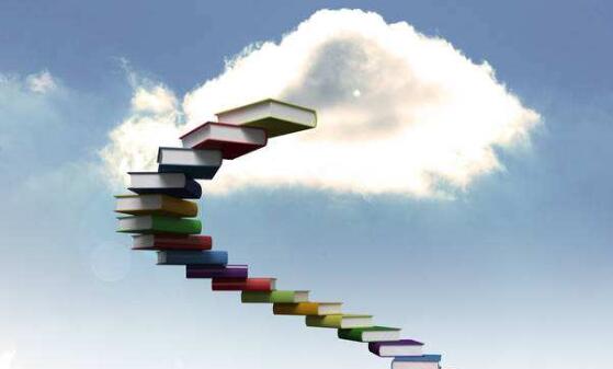 下列《西湖七月半》詞語中，采用了借代修辭手法的有(　)__自考《大學語文》真題