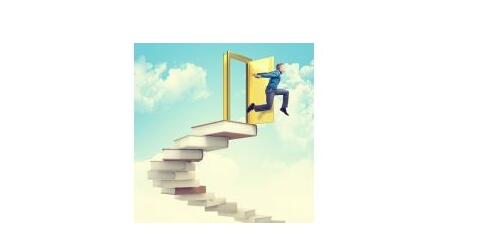 下列詩歌意象中，象征美好理想的有(　)__《大學語文》自考真題解析