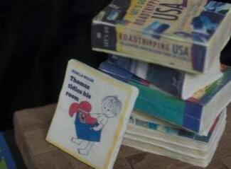 《秋水》(節選)中說“仲尼語之以為博”，語中“仲尼”指的是(　)__《大學語文》自考真題解析